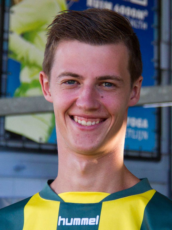 _MG_8031_Lesley_van_Hemert_-_Verdediging